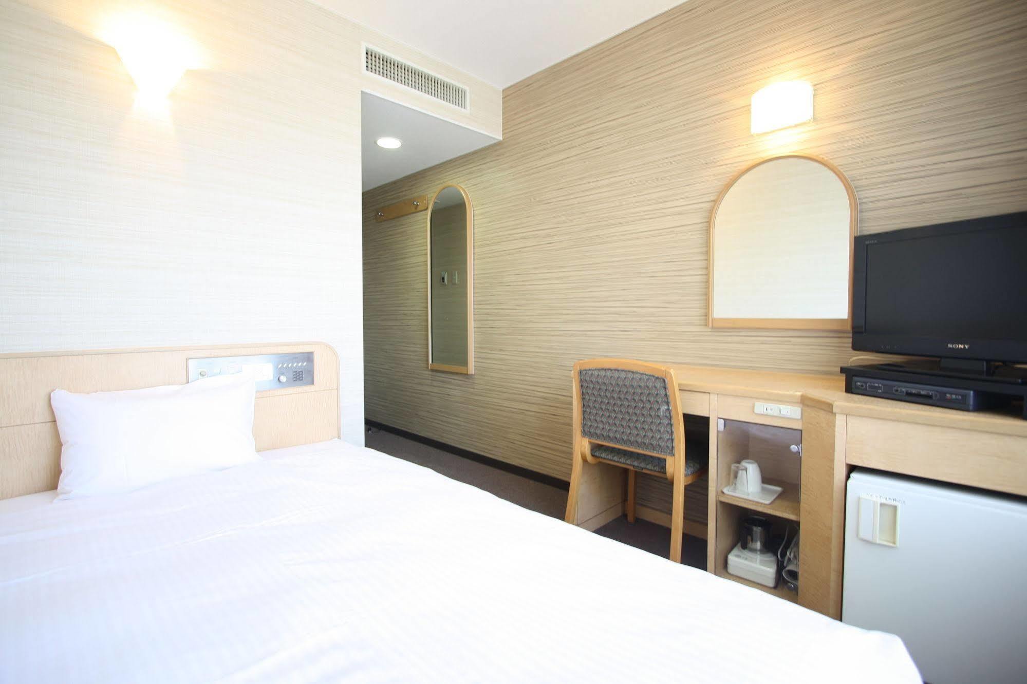 Kenchomae Green Hotel Kumamoto Exterior photo